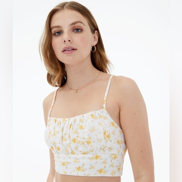 Aeropostale Tops - NWT Aeropostale Floral Cropped Cami Size Small